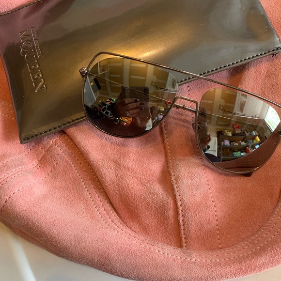Alexander McQueen mirrored aviator sunglasses - Picture 2 of 12